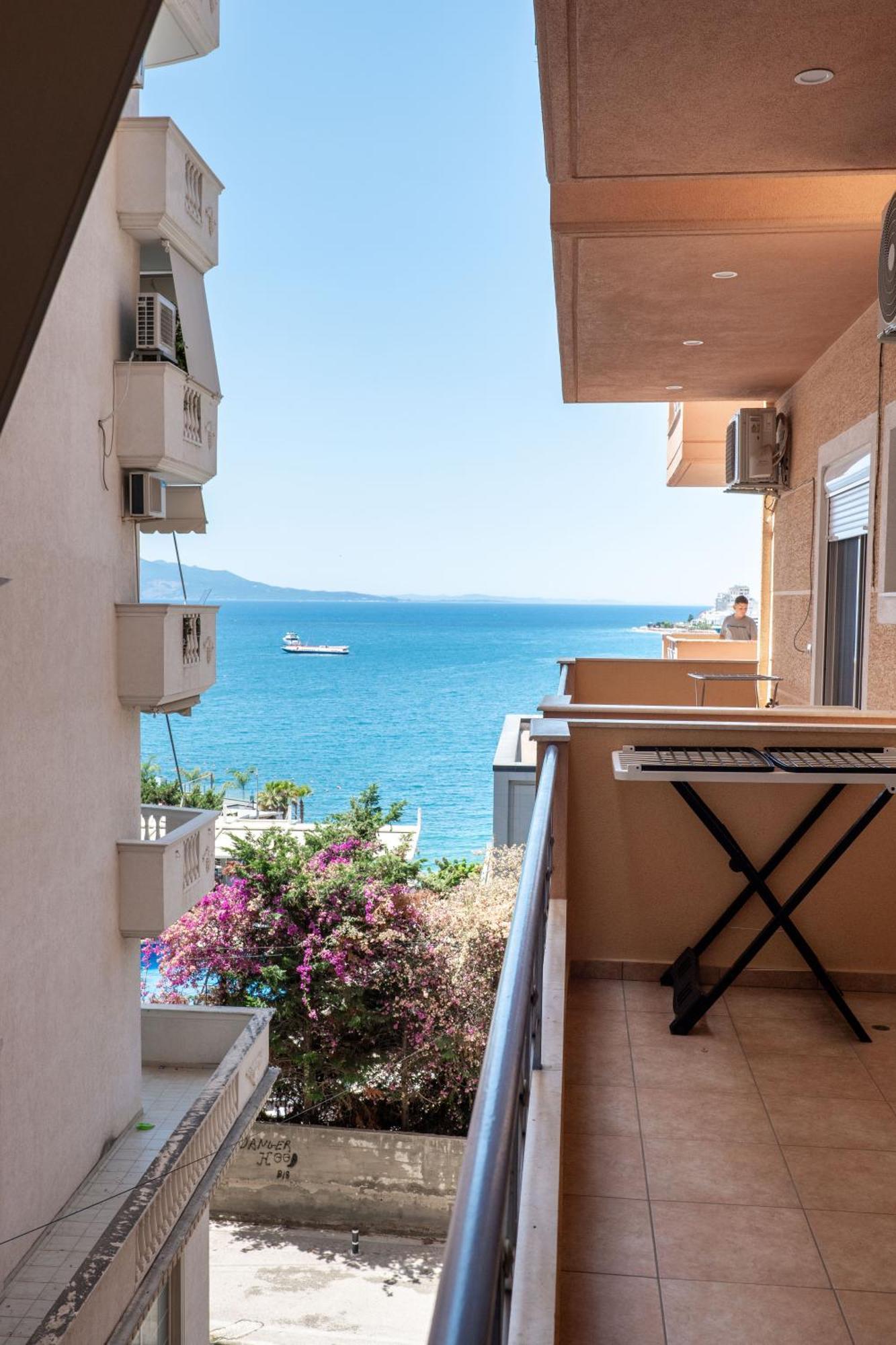 Noel Sea View Apartments Sarandë Exterior foto